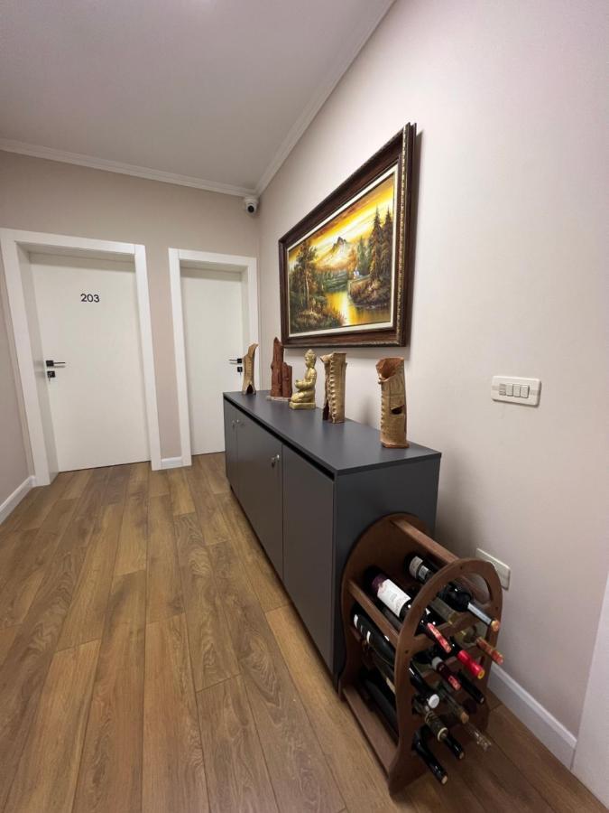 Vila 90 Boutique Hotel Tiranë Ngoại thất bức ảnh