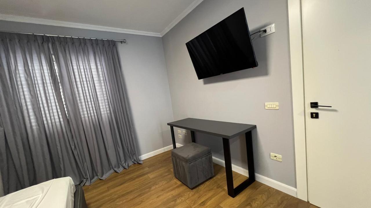 Vila 90 Boutique Hotel Tiranë Ngoại thất bức ảnh