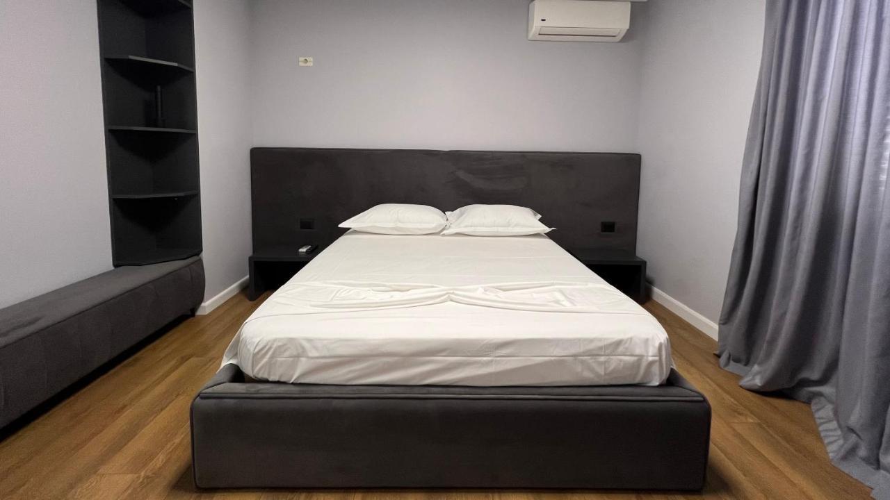 Vila 90 Boutique Hotel Tiranë Ngoại thất bức ảnh